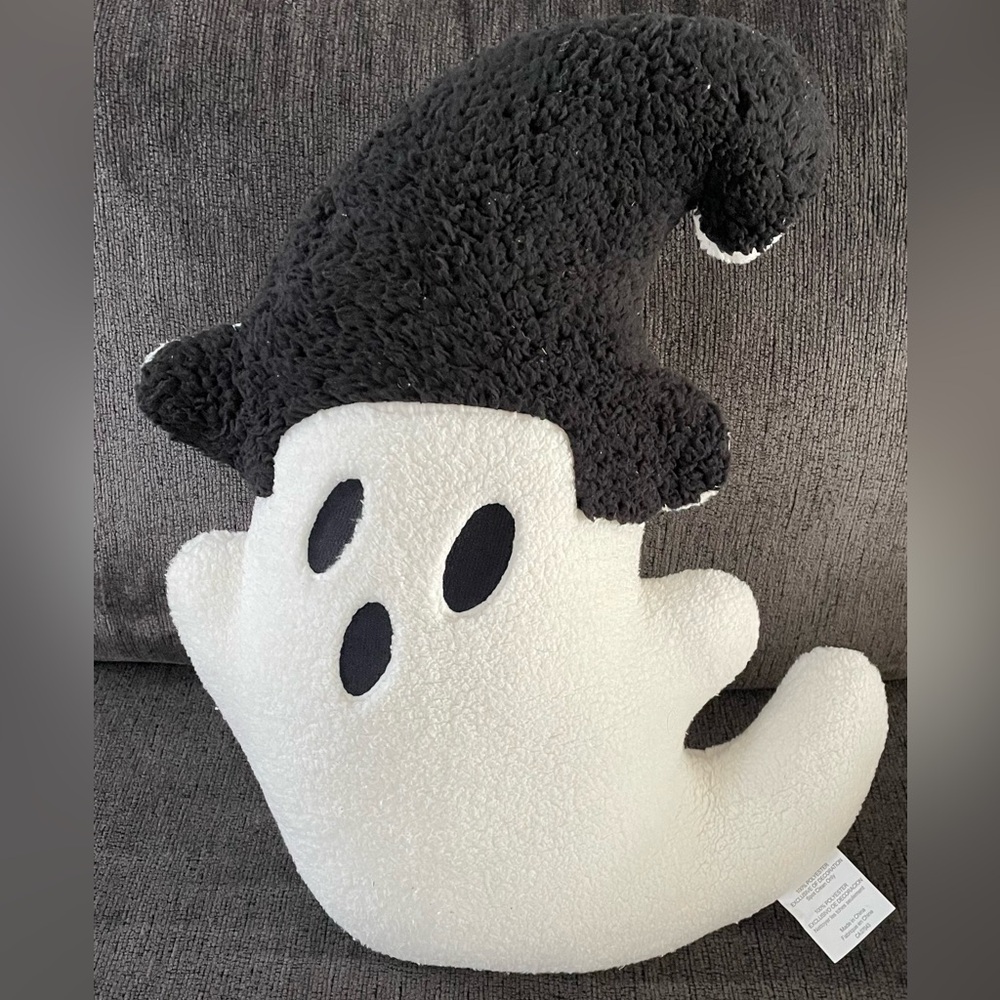 Halloween 👻 Pillow